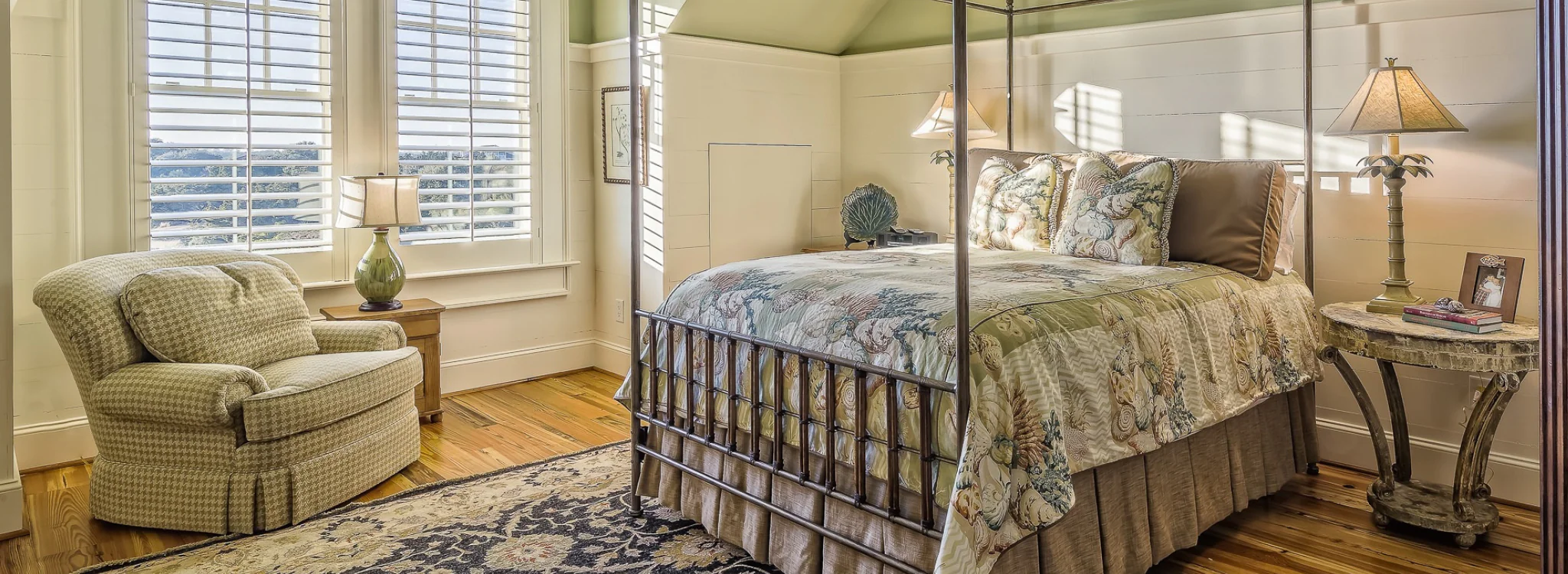 Creating the Perfect Bedroom Ambiance: Recessed Lighting Is the Best Choice